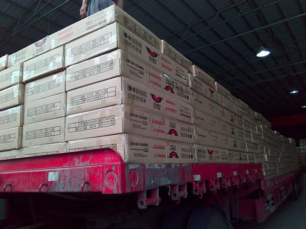 辦公家具庫存問題困擾您？8000W辦公家具庫存是鴻業(yè)的優(yōu)勢