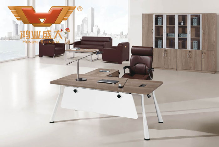 廠家批發(fā)辦公家具哪里好？辦公家具批發(fā)價(jià)格怎么樣？